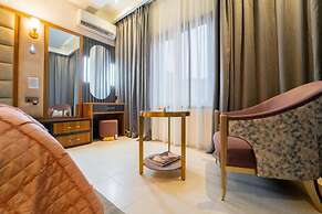 Premium Luxury Apartment by Smart Home
