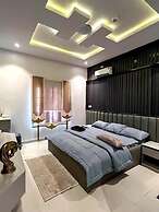 Premium Luxury Apartment by Smart Home