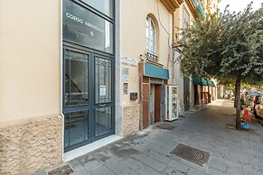 Garibaldi Central Station Apartment