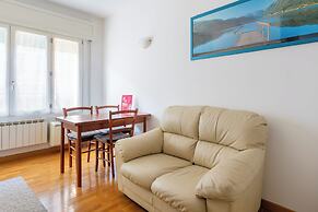 Urban Cozy Apartment by Wonderful Italy