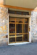 Urban Cozy Apartment by Wonderful Italy