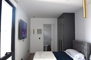 Xoe Mini-suites and Apartments