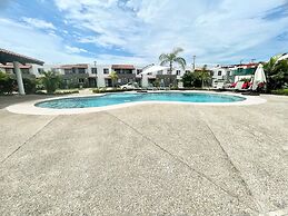 Modern Pool Side House