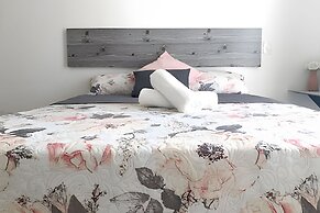 Modern Pool Side House