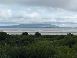 2 Bed-sleeps 4-sea View-pet Friendly-parking