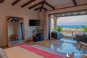 Stunning Ocean Views, Private Pool, & Seaside Golf