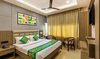 Treebo Bombay Palace