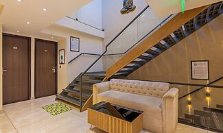 Treebo Bombay Palace