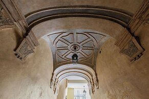 I Vicini del Re by Wonderful Italy