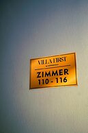 VILLA FIRST im Sophienhof