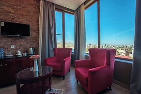 Kraveli Hotel