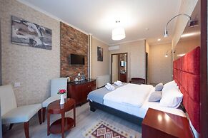 Kraveli Hotel