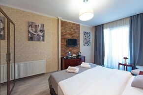 Kraveli Hotel