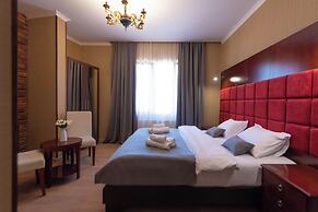 Kraveli Hotel
