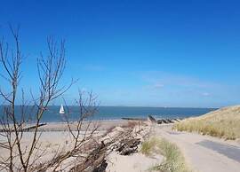 Sunny Zeeland Hideaway