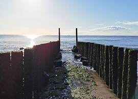 Sunny Zeeland Hideaway