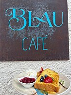 BLAU HOTEL CAFE