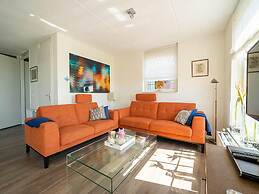 Holiday Home With Sauna, Near the Markermeer