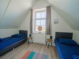 Holiday Home With Sauna, Near the Markermeer