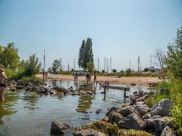 Holiday Home With Sauna, Near the Markermeer