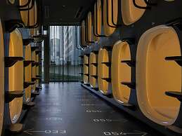 9h nine hours Shinagawa station for men