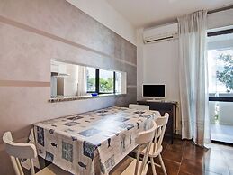 Belvilla by OYO Fucini Sette