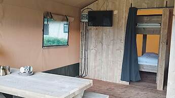 Nice Safari Tent Near Recreation Area