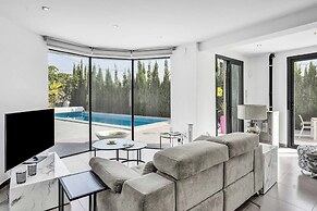 Villa El Fadri