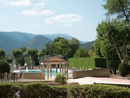 Cosy Flat in a Drome Chateau With Pool