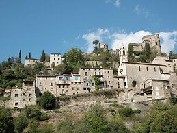 Cosy Flat in a Drome Chateau With Pool