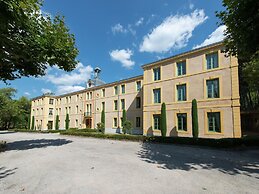 Cosy Flat in a Drome Chateau With Pool