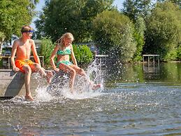Modern Lodge With air Conditioning, in Green Twente