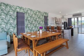 Modern 3BR Pool Access Villa Argent 6