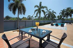 Modern 3BR Pool Access Villa Argent 6