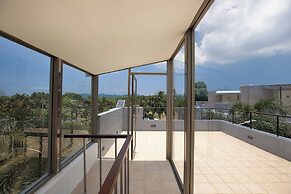 Modern 3BR Pool Access Villa Argent 6