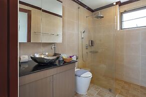 Modern 3BR Pool Access Villa Argent 6