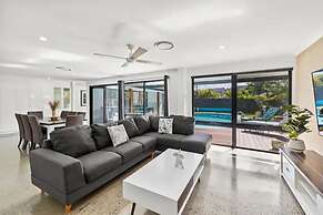 Holiday Home with Pool and Mini Golf