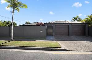 Holiday Home with Pool and Mini Golf