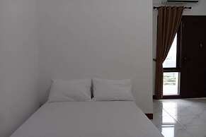 OYO 94070 The Cozzy Exclusive Syariah