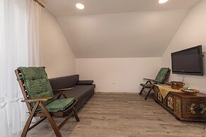 Modern Flat Mateja