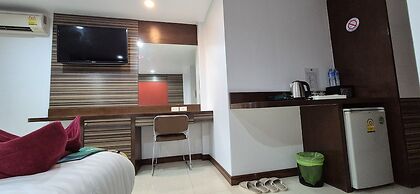 Patong Max Value Hotel