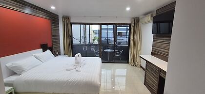 Patong Max Value Hotel