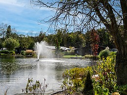 Chalet by Park Pond in the Netherlands