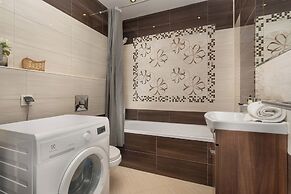 Wroclaw Apartment With Bathub by Renters