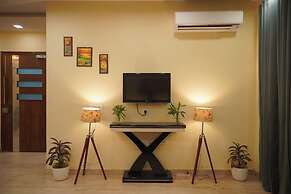 Lime Tree 3BHK Serviced Apartments DLF 5