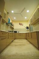 Lime Tree 3BHK Serviced Apartments DLF 5