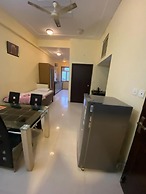 11Flowers Service Apartment By GRB