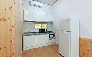 Gyeongju Galgok Songhak Pension