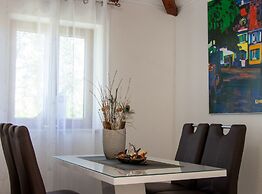 Authentic Dalmatian Treasure Homes