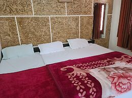 Shri Krishnashrya Seva Sadan By GRB